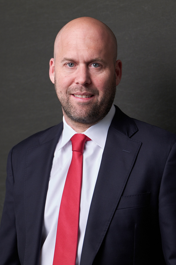 Dr. Tobias Schönhaar, LL.M. – Rechtsanwalt und Partner bei GreenGate Partners in München.